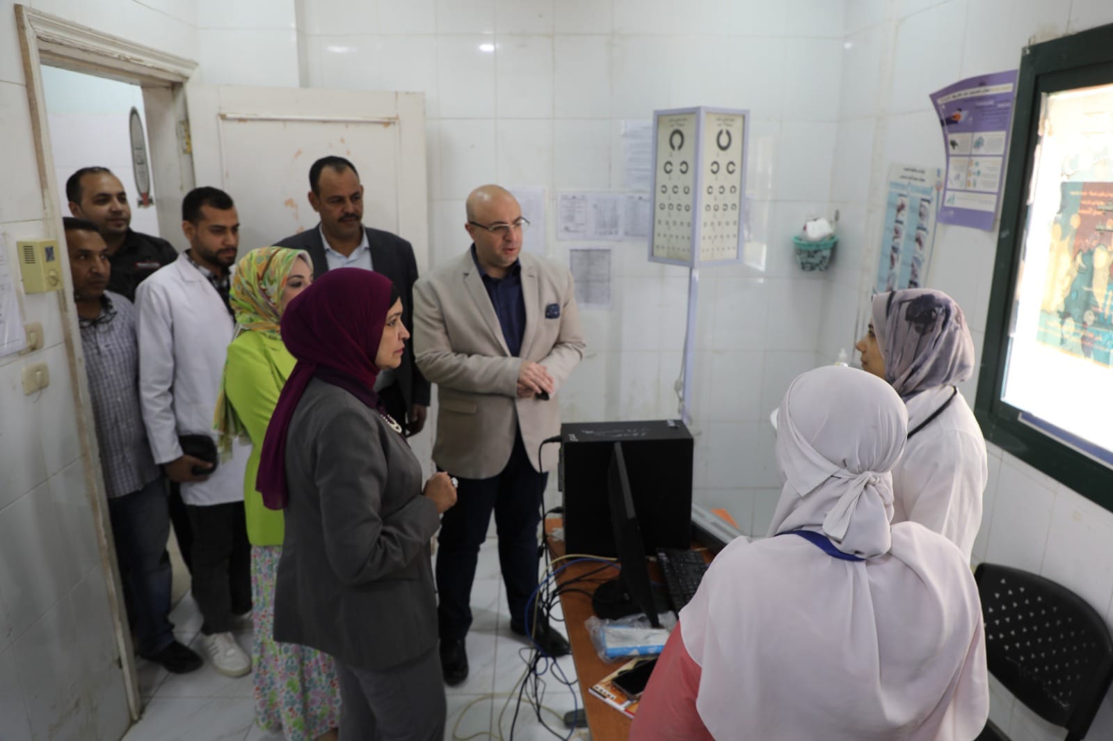 محافظ بني سويف يتفقد الوحدة الصحية بقرية دشطوط ويوجه بتحسين مستوى الخدمة